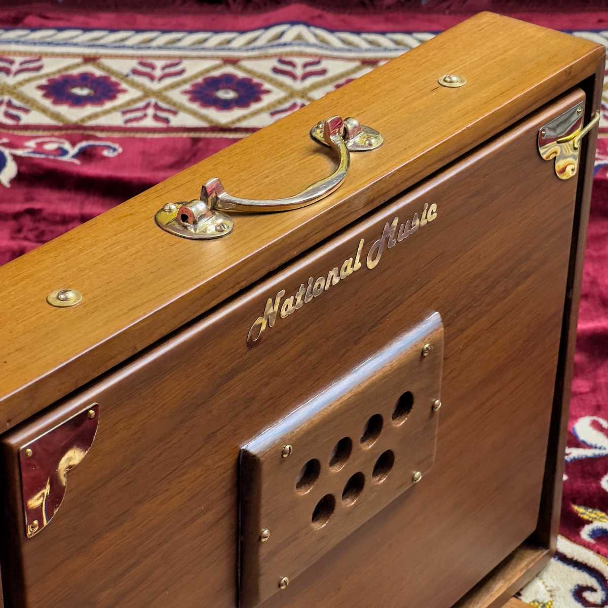 national music light brown teak wood large 1 octave shruti box 