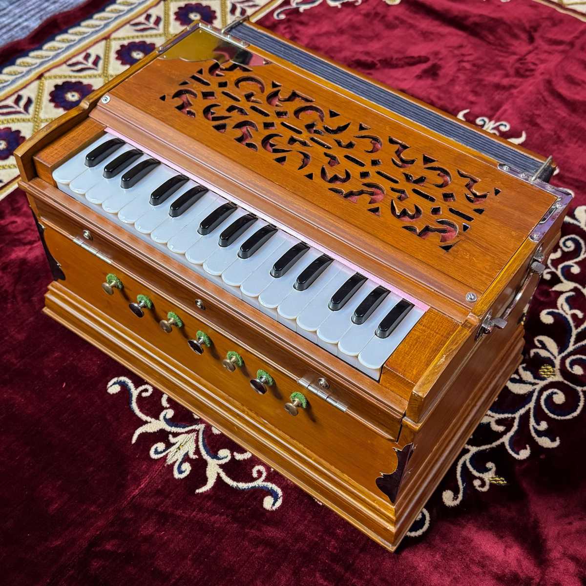 national music natural brown color mini standing harmonium for professional singers